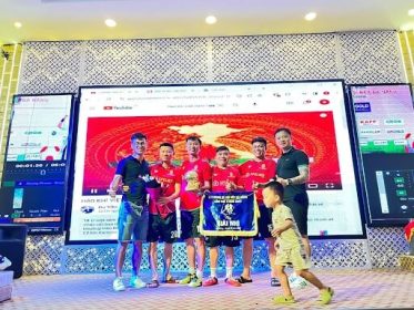 MEEG và Spelier - trận Chung kết đá giải Bếp Đà Nẵng 2023