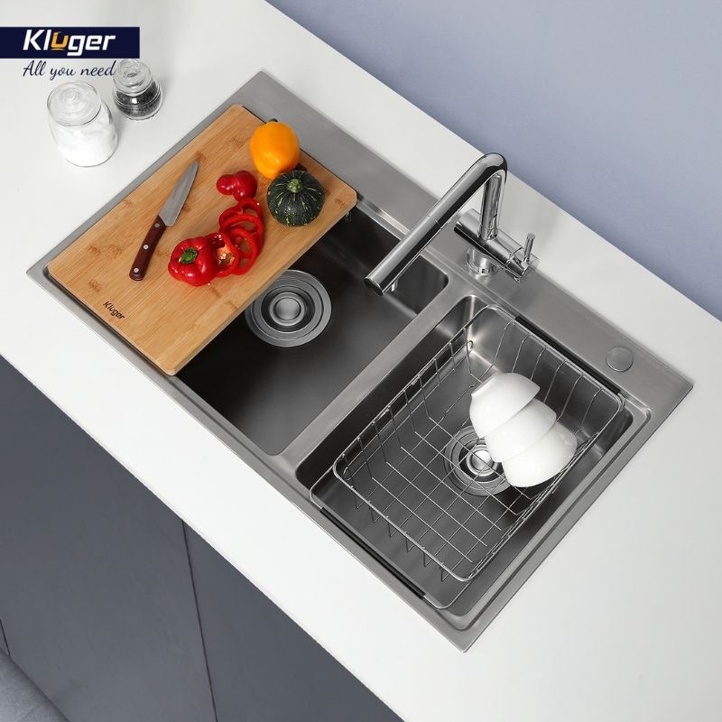 Ảnh thực tế chậu rửa bát 2 hố Kluger KW8211S-S84 Ảnh thực tế chậu rửa bát 2 hố Kluger KW8211S-S84